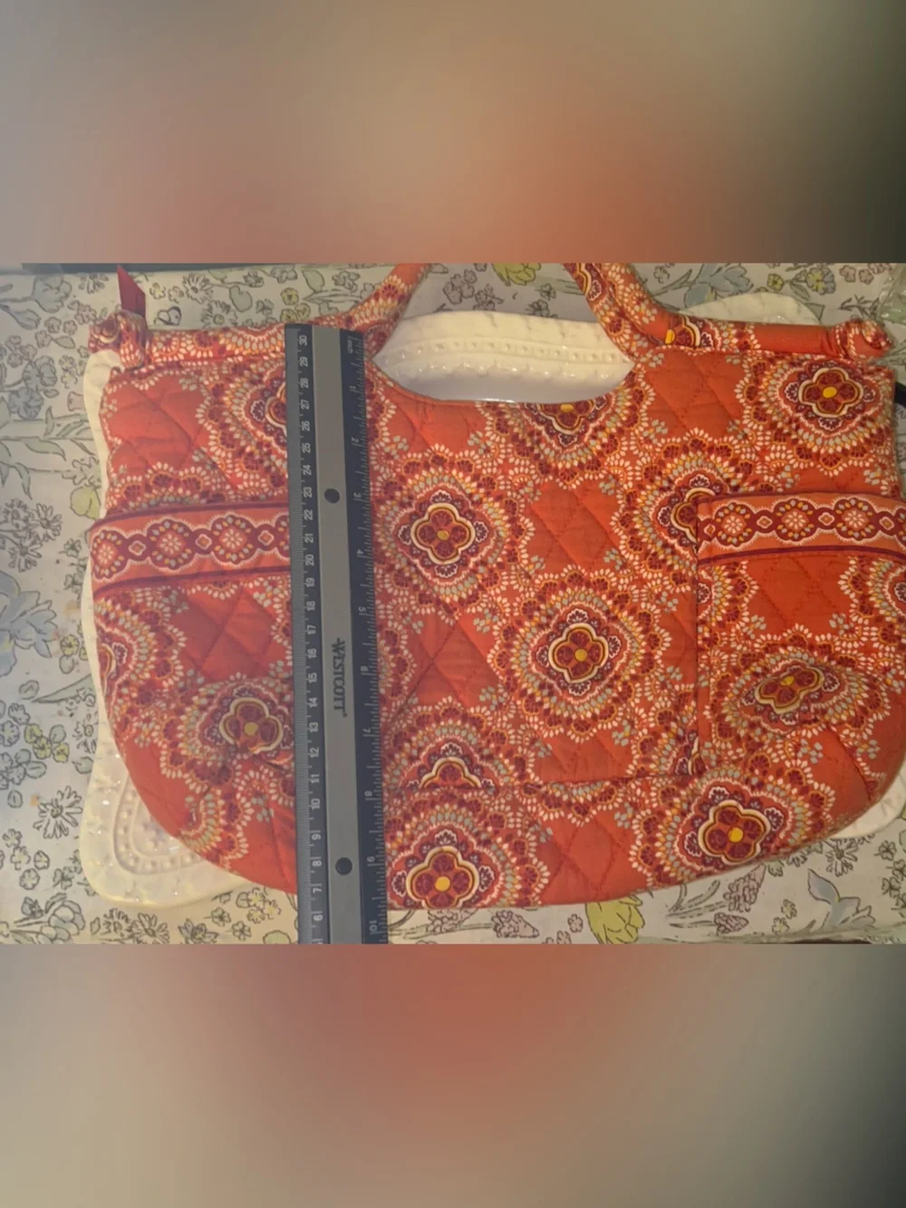 Vera Bradley Handbag in Retired Orange Paprika Pattern